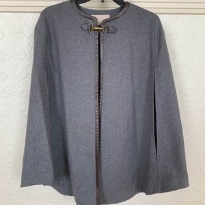 Banana Republic Gray Cape NWOT
